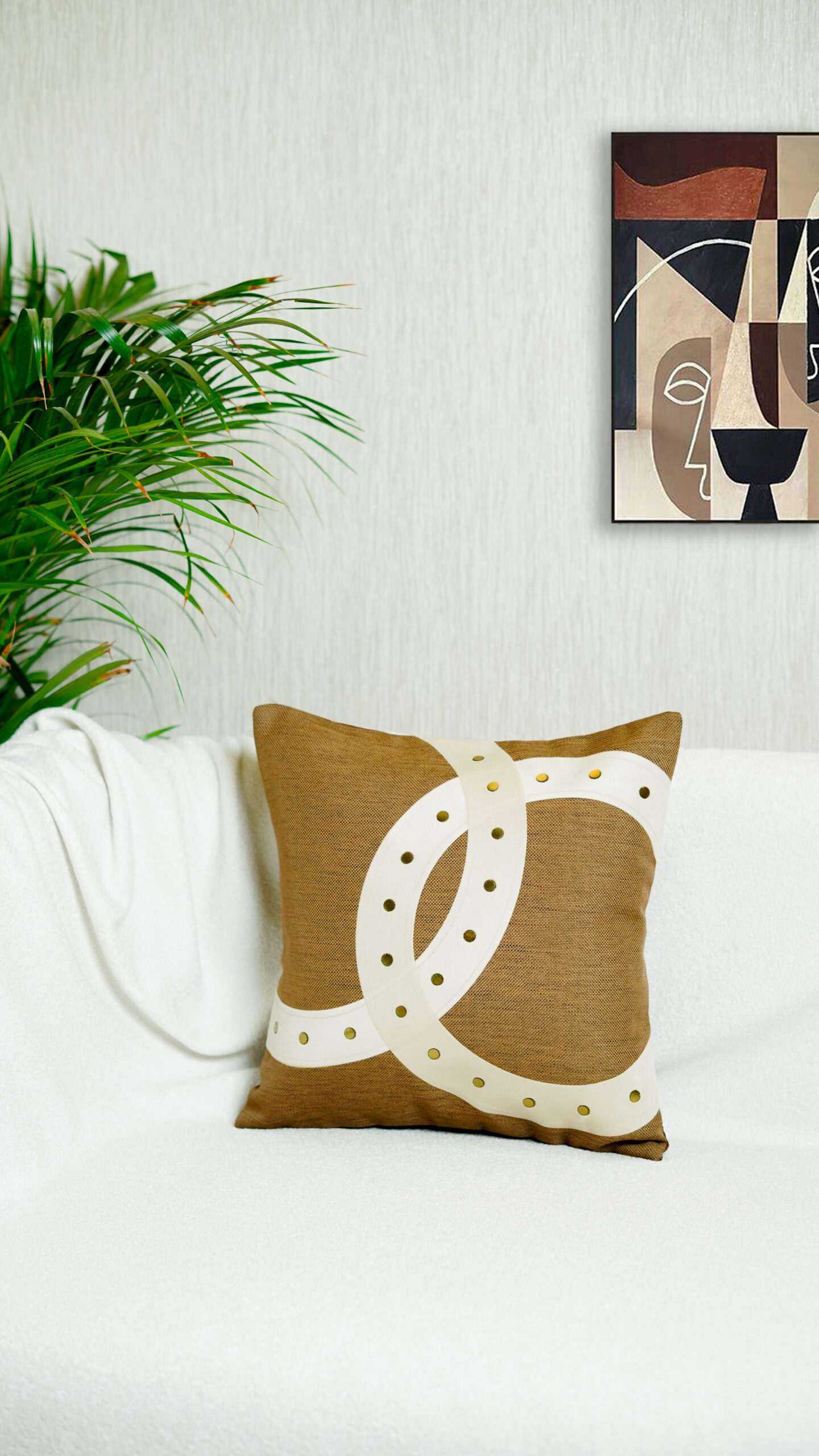 C dot cushion cover