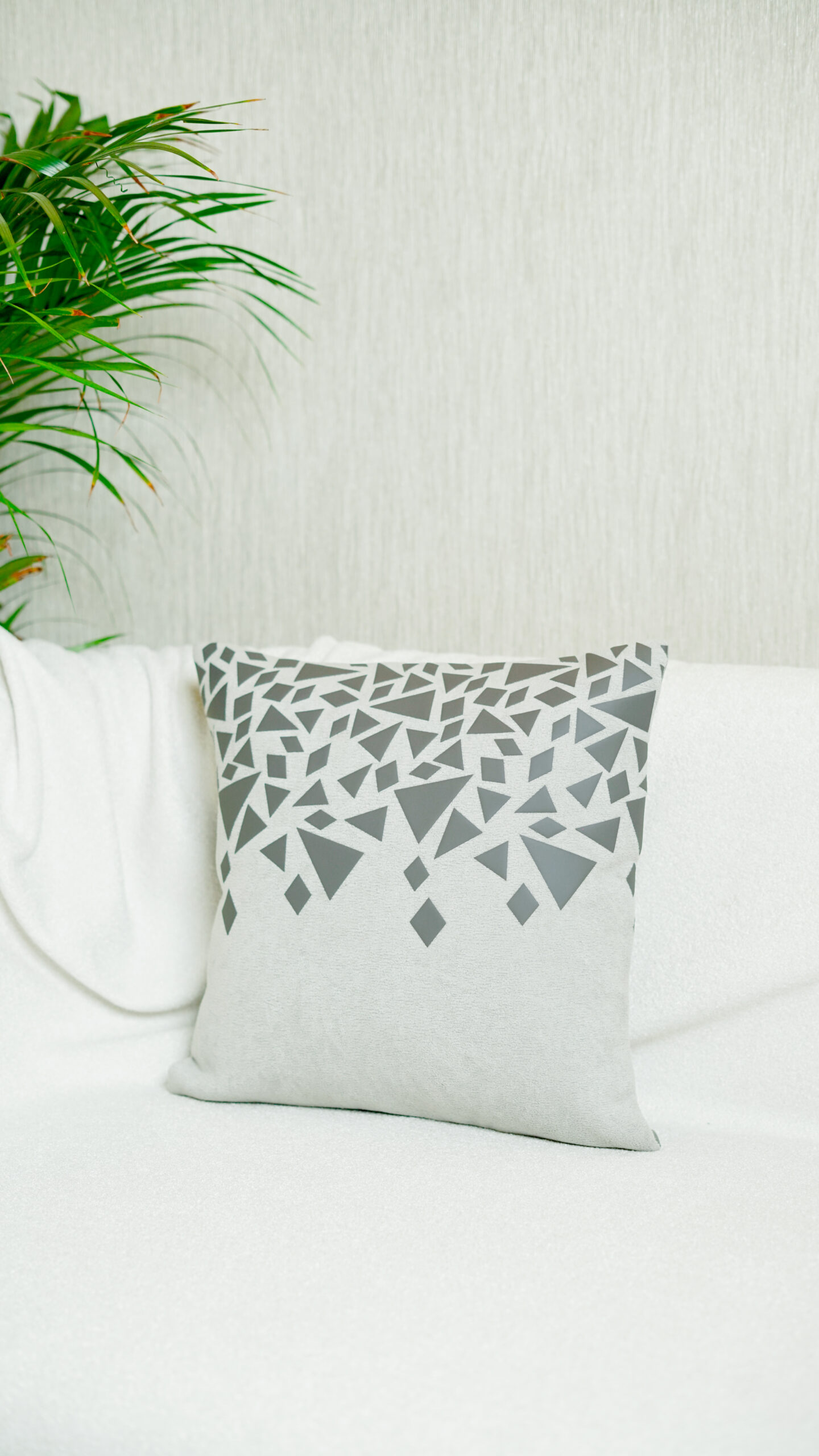 Decor N More “Apex Fall Cushion Cover